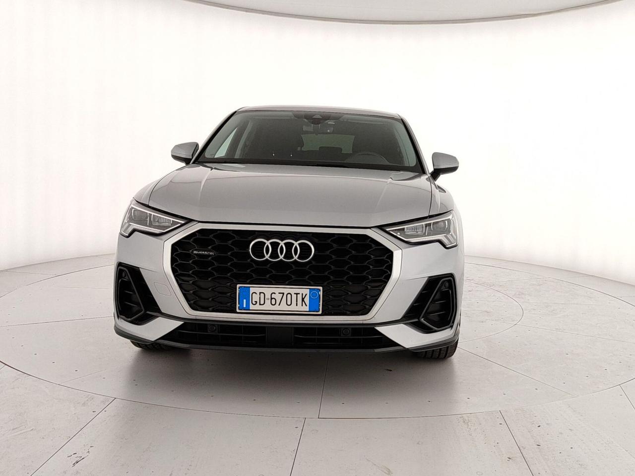 Audi Q3 35 TDI quattro S tronic Business Advanced