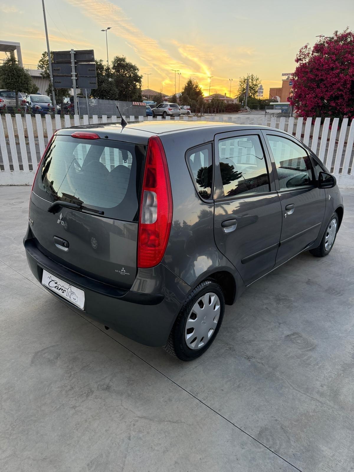Mitsubishi Colt 1.1 12V 5p. Invite