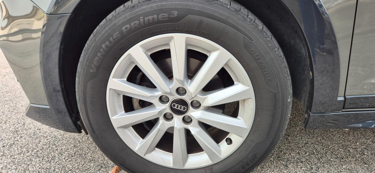Audi A1 allstreet 30 TFSI Identity Contrast 110CV NEOPATENTATI