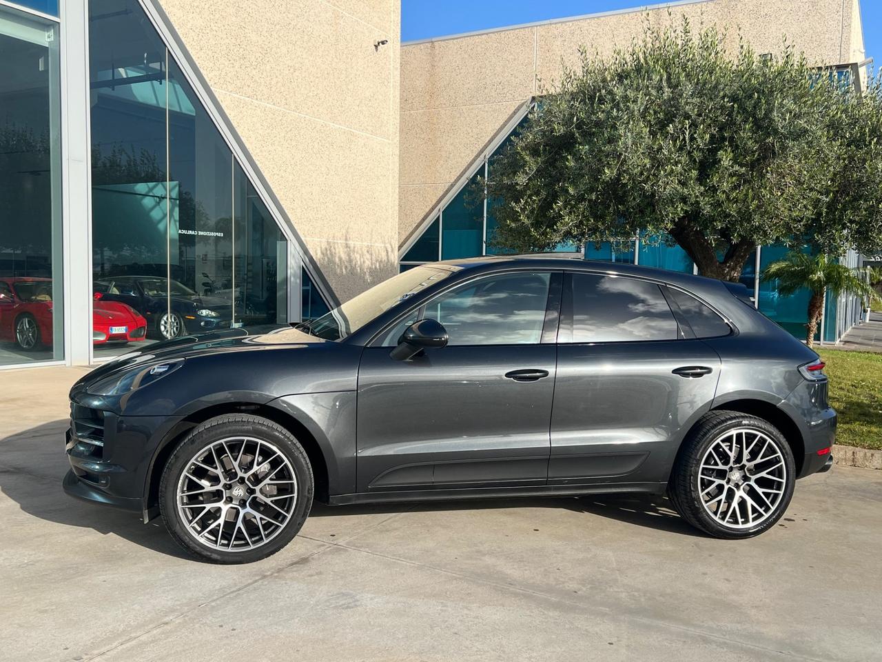 Porsche Macan 2.0 245cv pdk