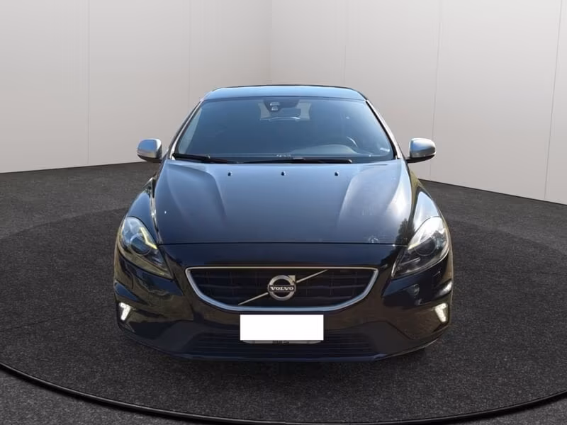 Volvo V40 D4 Geartronic R-Design Momentum