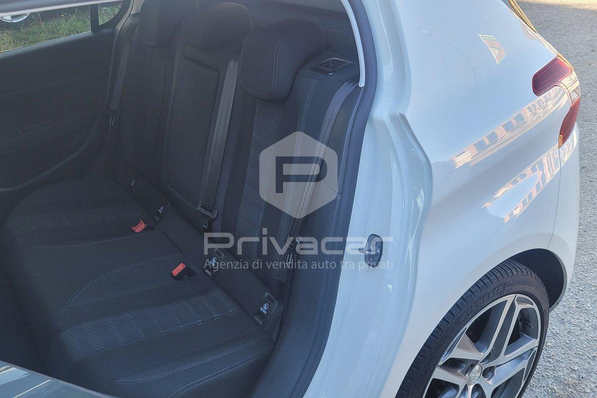 PEUGEOT 308 BlueHDi 120 S&S Business