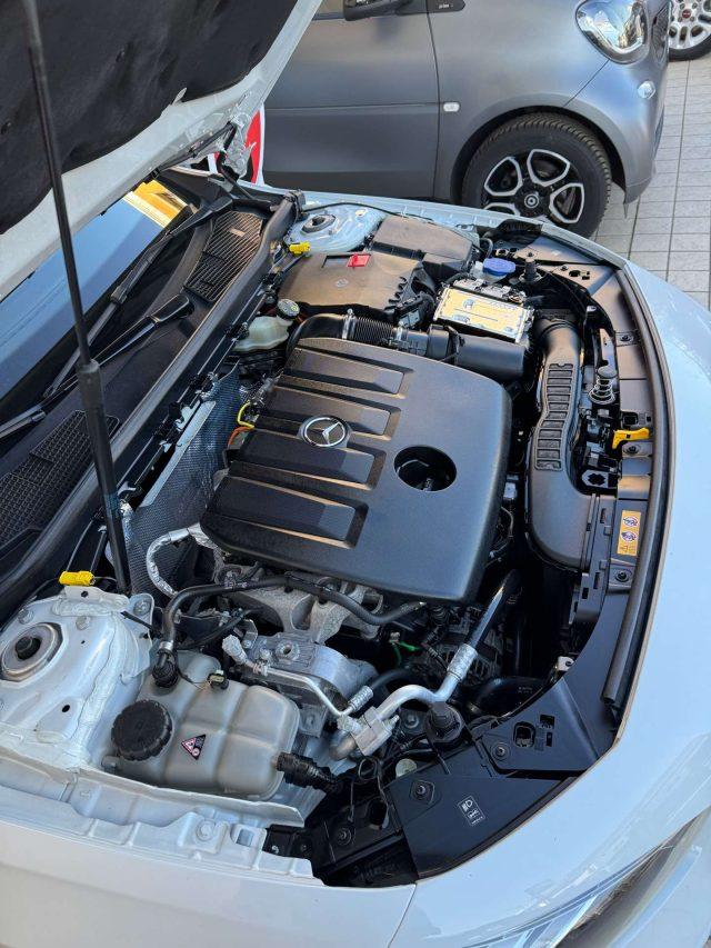 MERCEDES-BENZ A 180 d Premium auto Plus