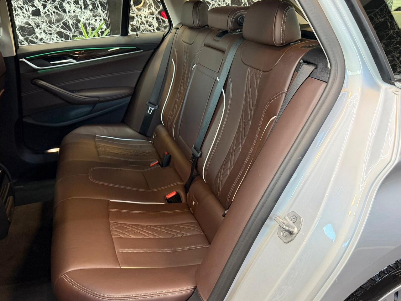 Bmw 518d 48V Touring Luxury Auto