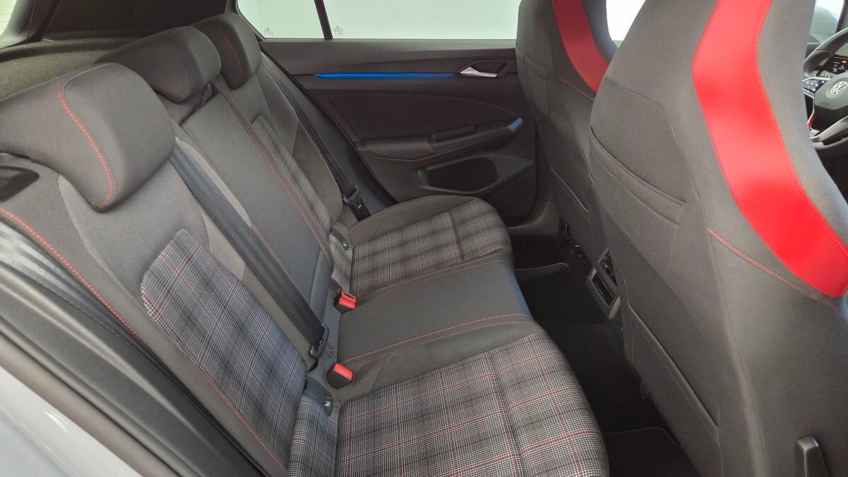 Volkswagen Golf GTI Golf 2.0 TSI GTI