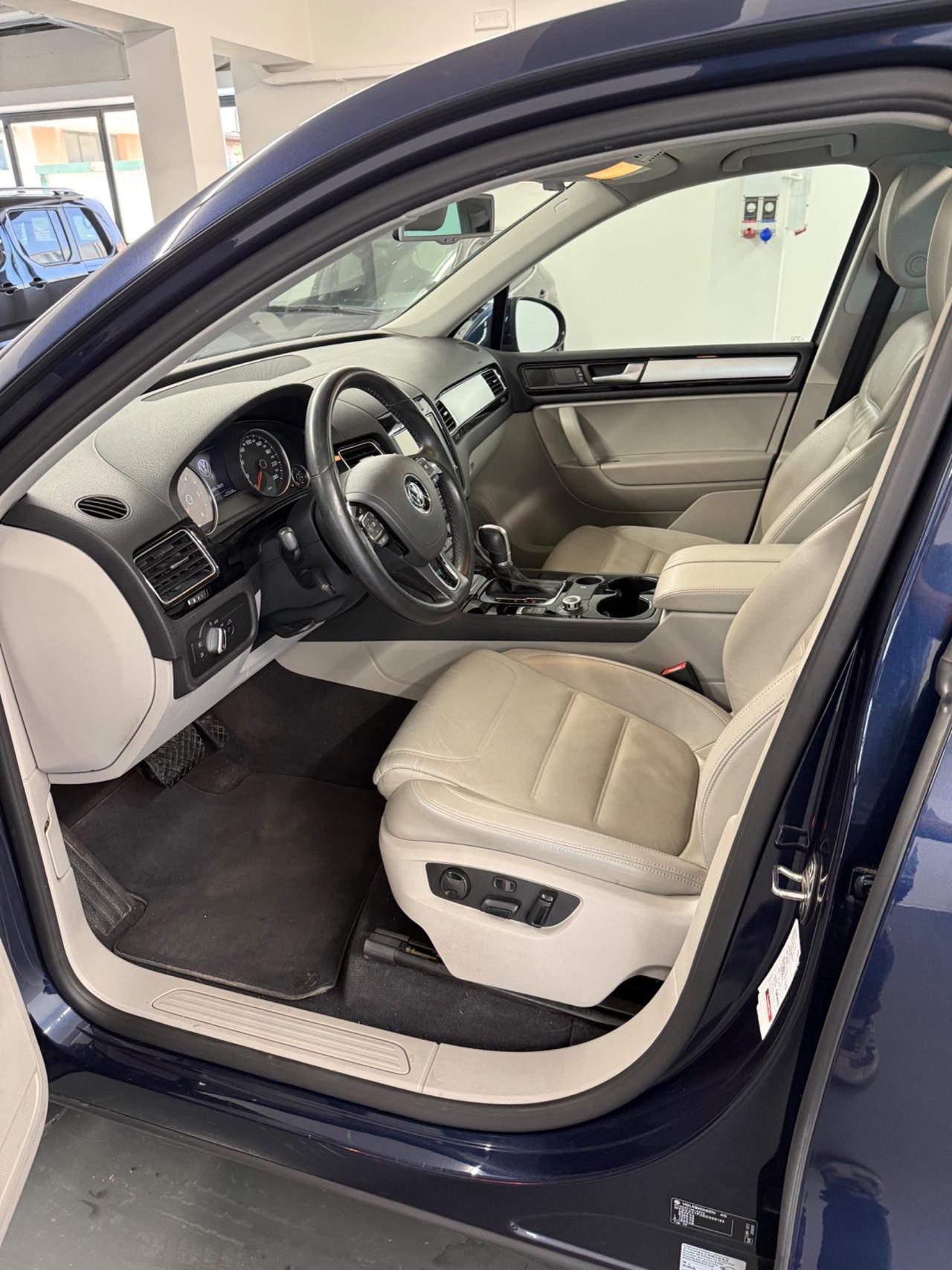 Volkswagen Touareg 3.0 TDI 204 CV tiptronic BlueMotion Techn. Executive