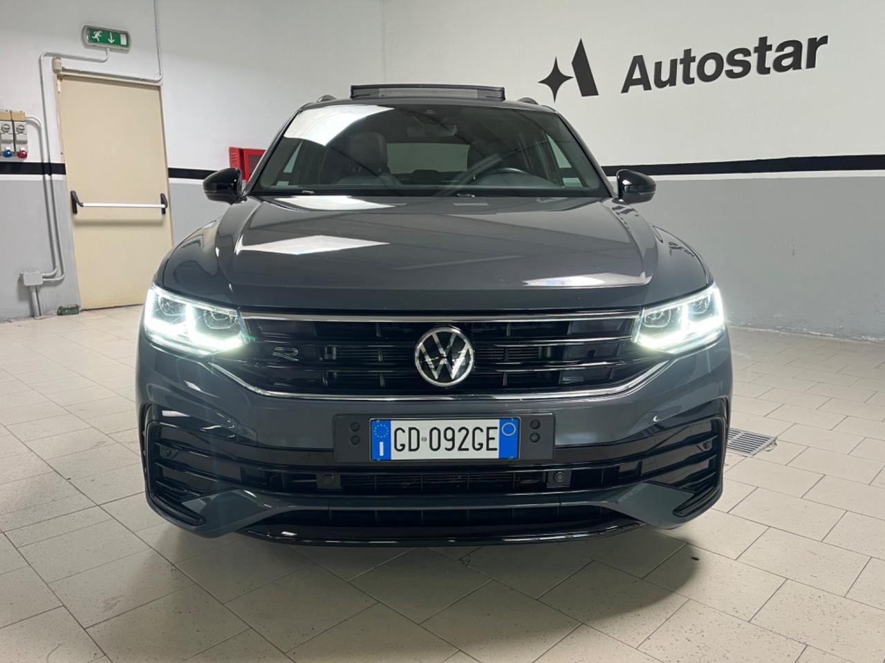 Volkswagen Tiguan 2.0 DSG R-Line *tetto panoramico