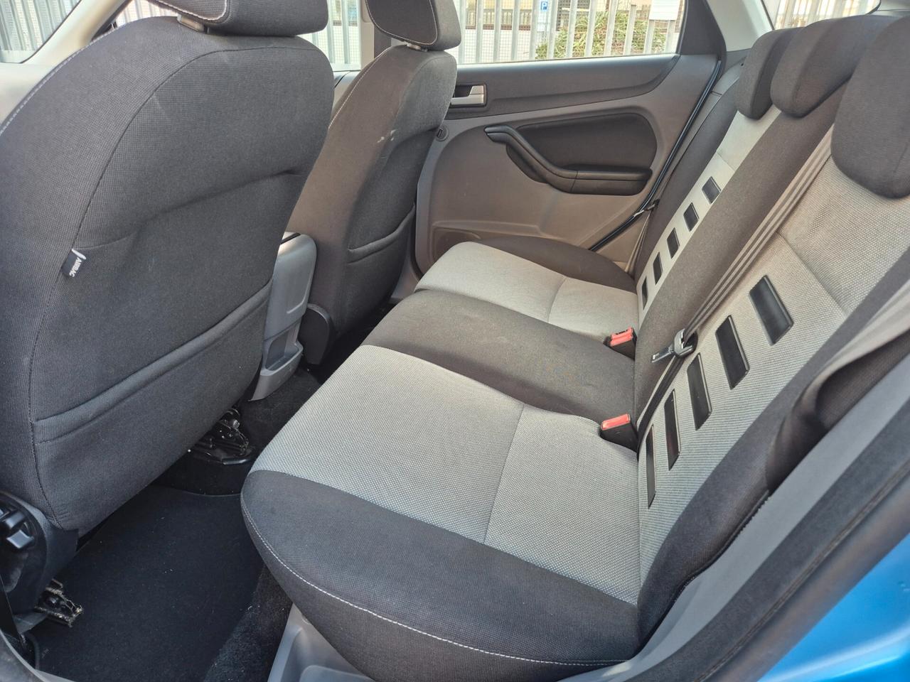 Ford Focus 1.6 TDCi (110CV) 5p. Tit. DPF