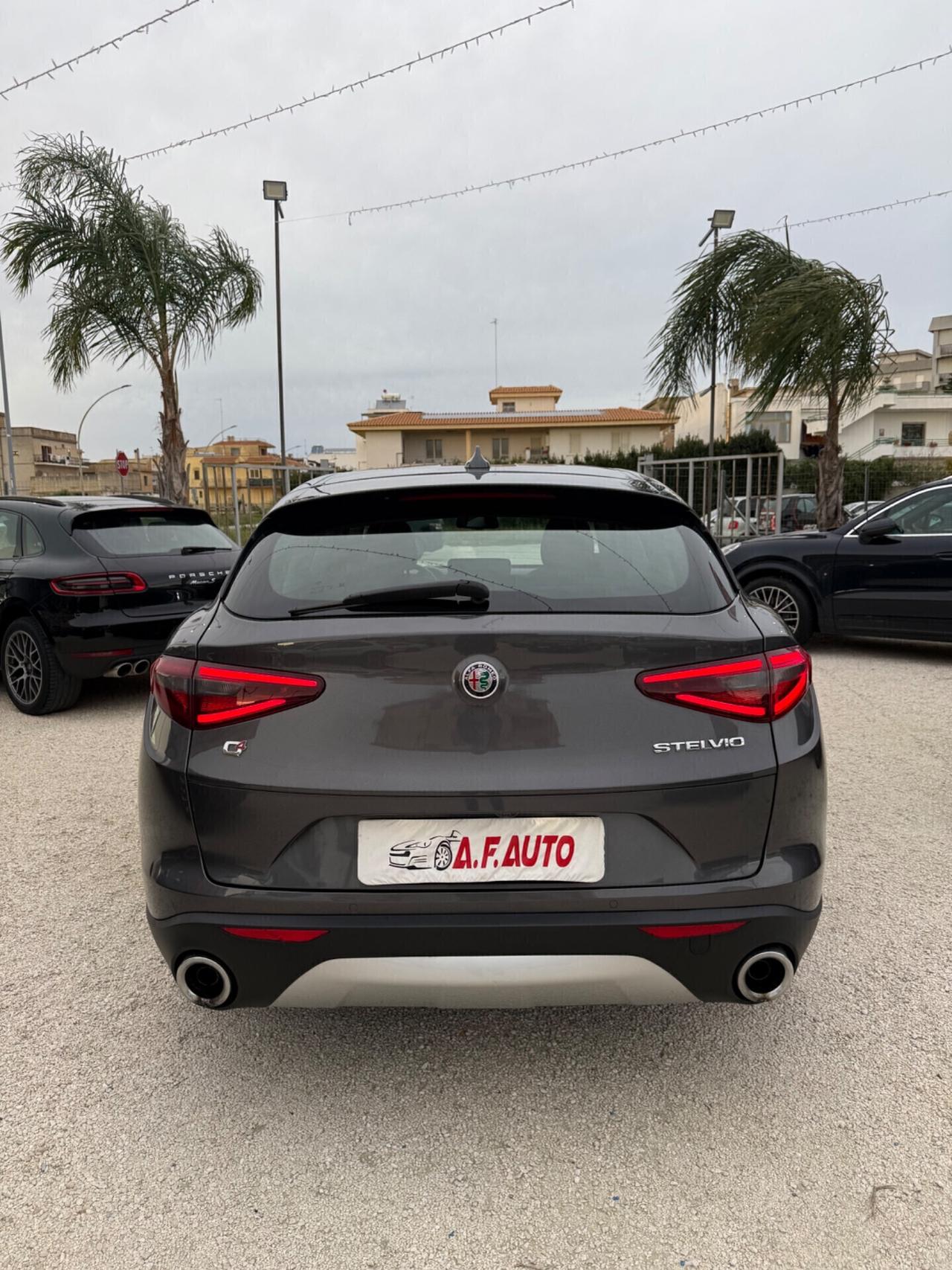 Alfa Romeo Stelvio 2.2 Turbodiesel 190 CV AT8 RWD Executive