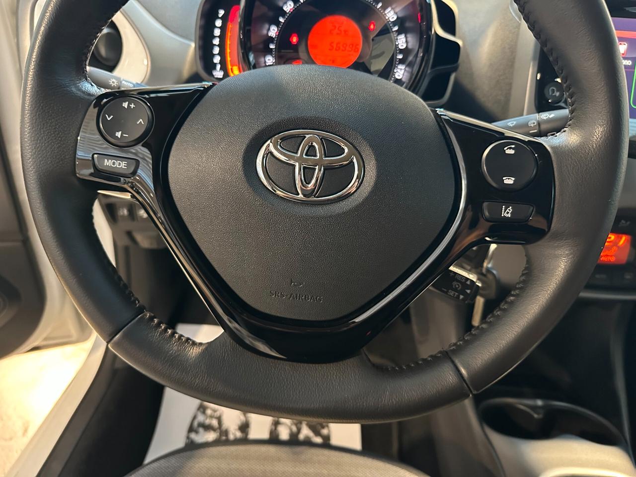 Toyota Aygo 1.0 VVT-i - RETROCAMERA NESSUN OBBLIGO!
