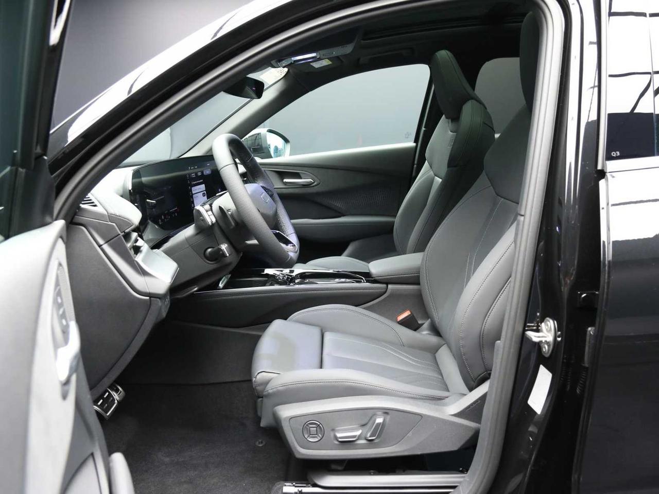 Audi Q3 20.tfsi s line edition #50385