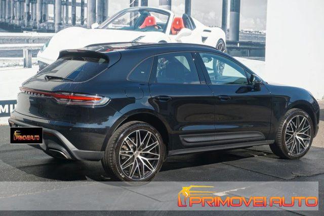 PORSCHE Macan 2.0