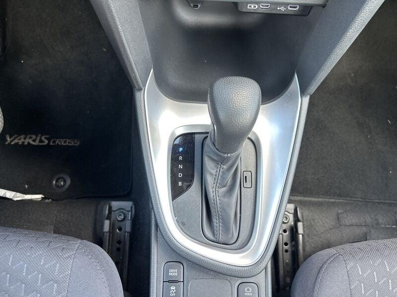 Toyota Yaris Cross 1.5h Active fwd 116cv e-cvt