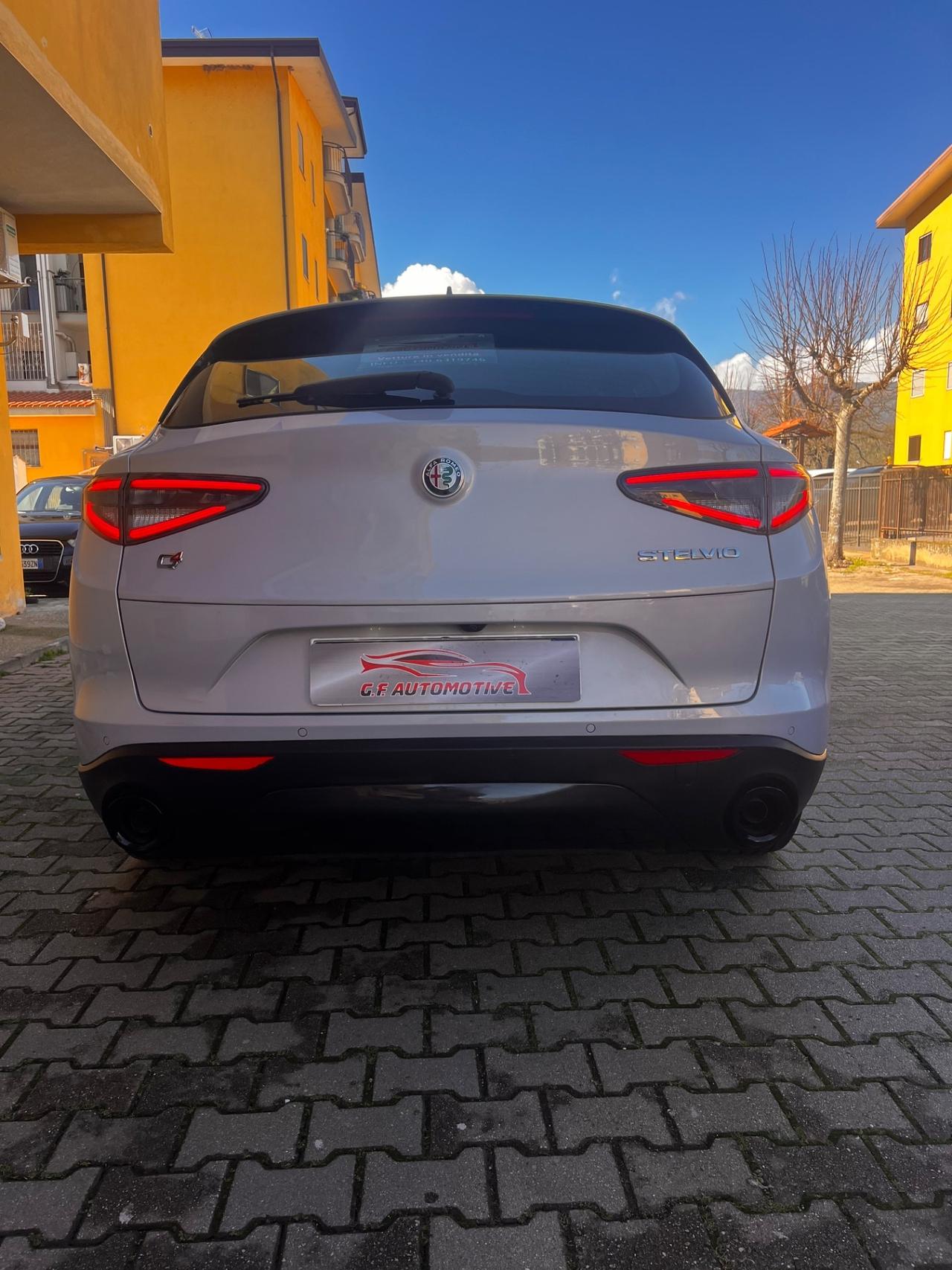 Alfa Romeo Stelvio 2.2 Turbodiesel 210 CV AT8 Q4 Veloce