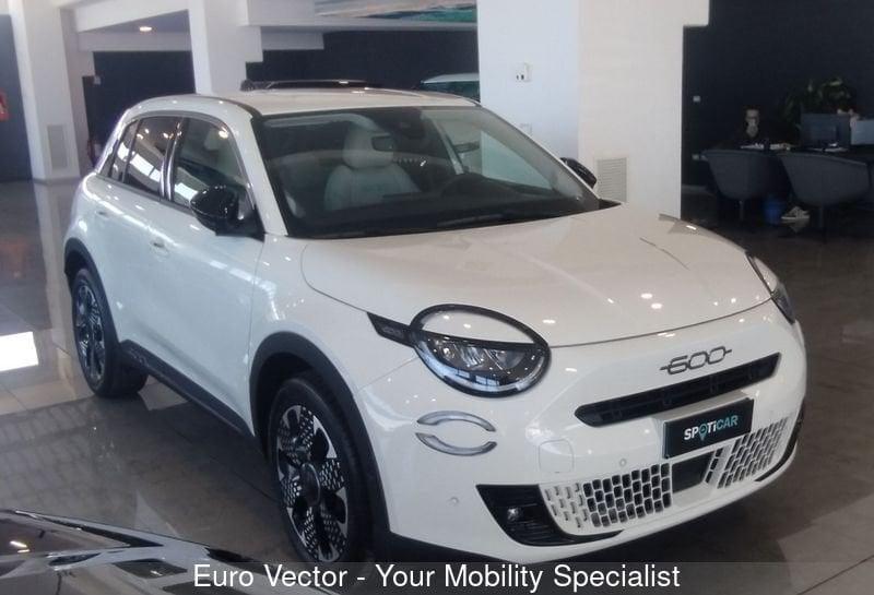 FIAT 600 1.2 Hybrid 100cv La Prima