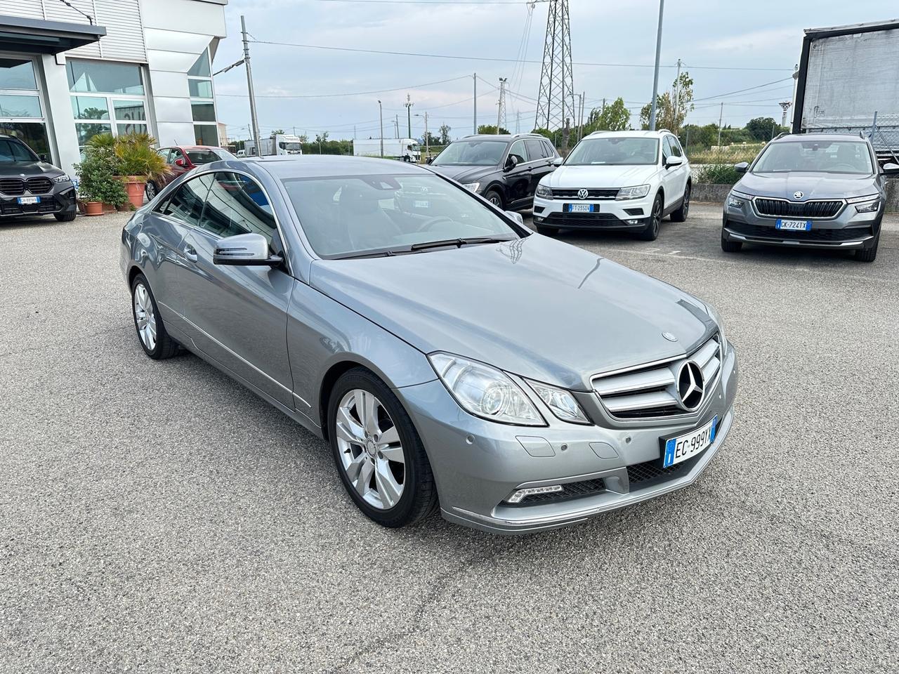 Mercedes-benz E 200 Coupé Avantgarde - 2010