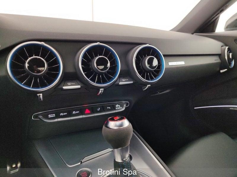 Audi TT 45 TFSI quattro S tronic