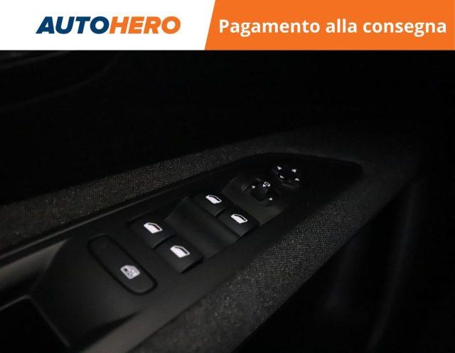 PEUGEOT 3008 BlueHDi 130 S&S EAT8 Business