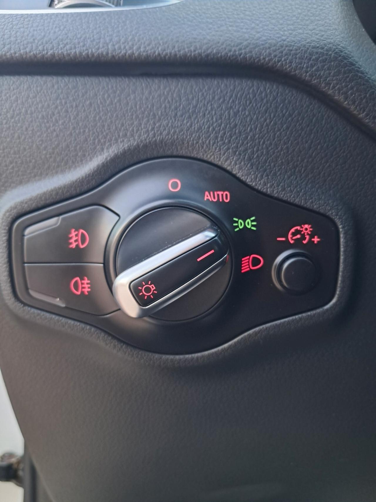 Audi Q5 2.0 TDI 190 CV-ALLROAD-TETTO*PELLE*XENON