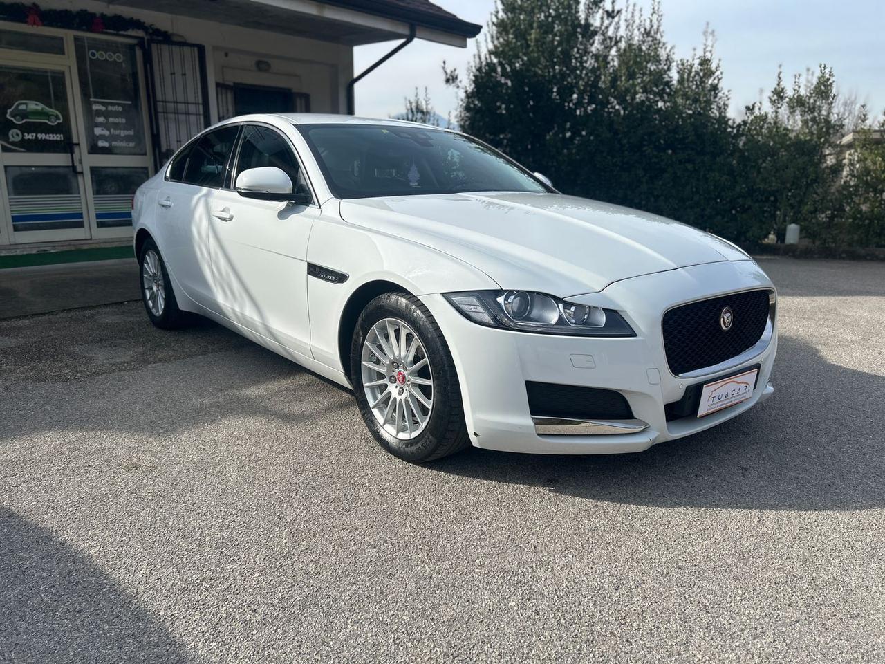 Jaguar XF E-Performance Business Prestige