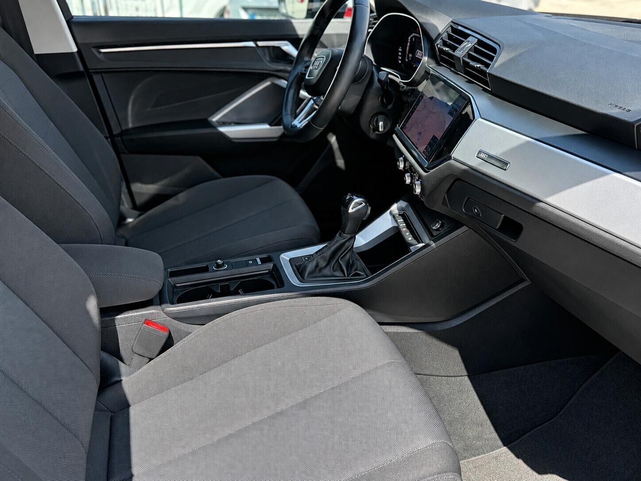 Audi Q3 35 TDI S tronic Business Advanced
