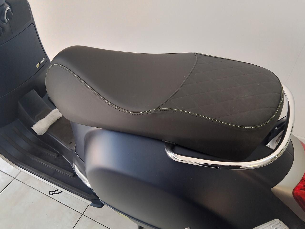 Vespa GTS 300 Super tech