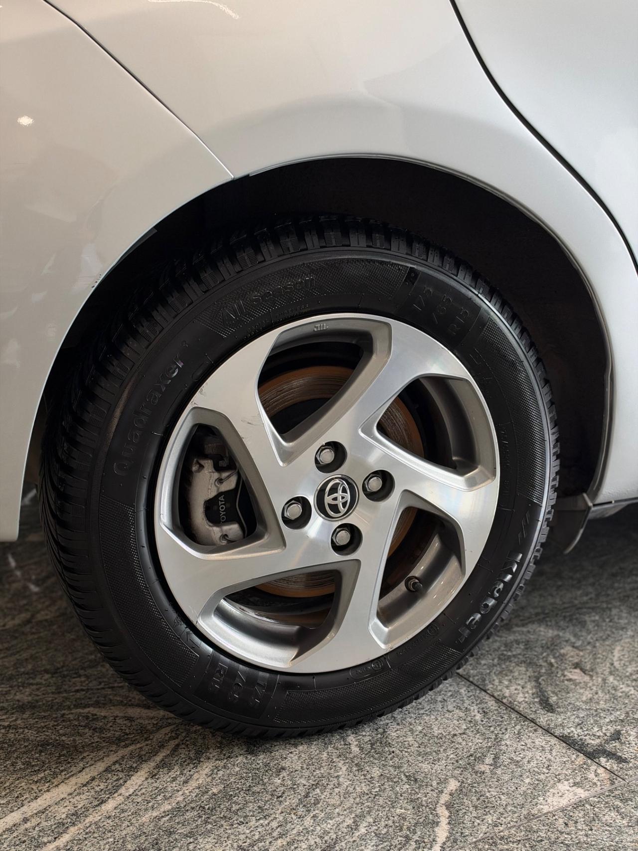 Toyota Yaris 1.5 Hybrid 5 porte Active