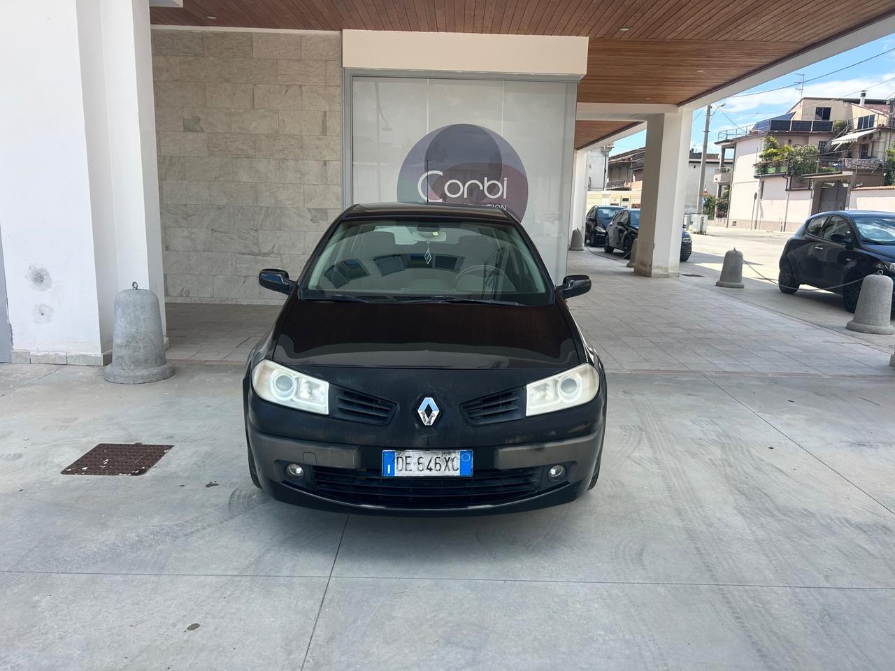 Renault Megane Mégane 1.5 dCi/105CV 4 porte Luxe