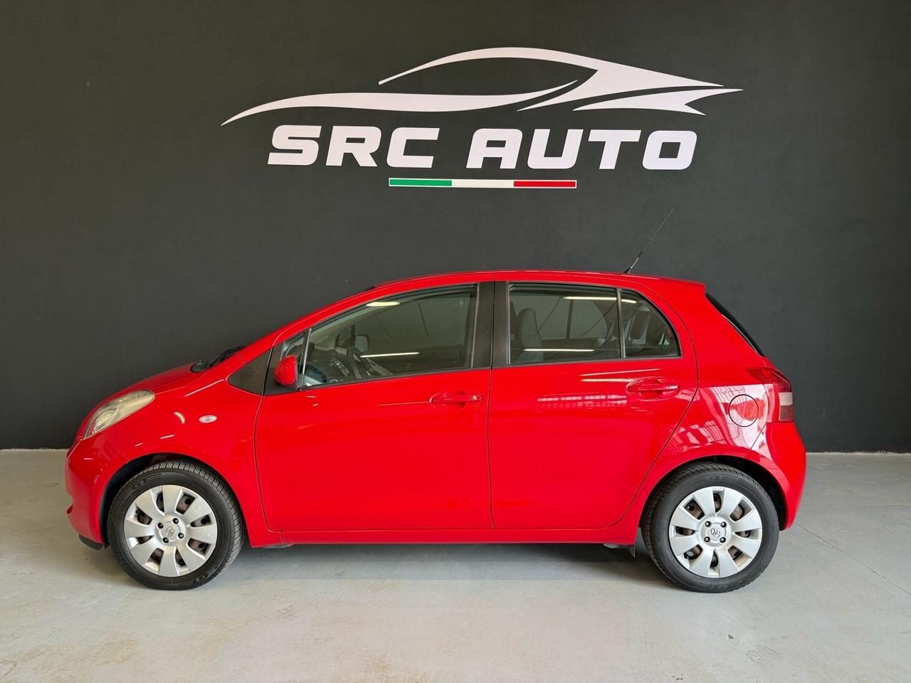 Toyota Yaris 1.0 5 porte Sol