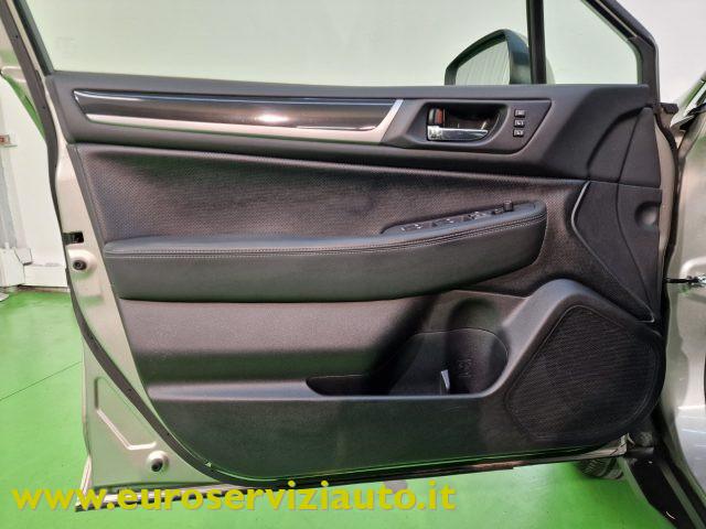 SUBARU OUTBACK 2.0d-S Lineartronic Unlimited