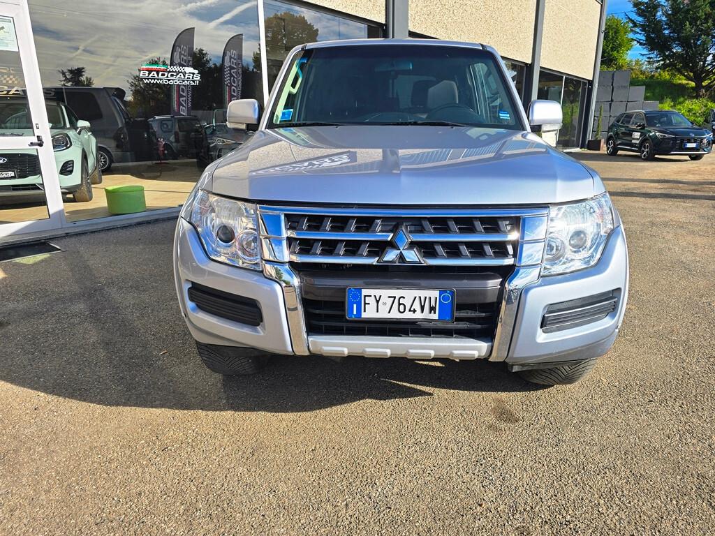 Mitsubishi Pajero 3.2 DI-D 190CV INSTYLE