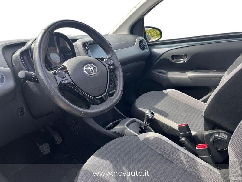 Toyota Aygo 1.0 VVT-i x-wave MMT