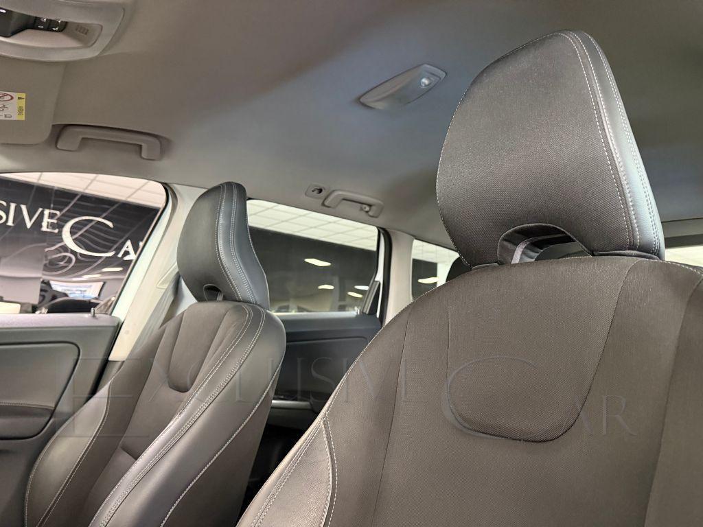 Volvo XC60 2.4 D4 181 CV AWD Momentum