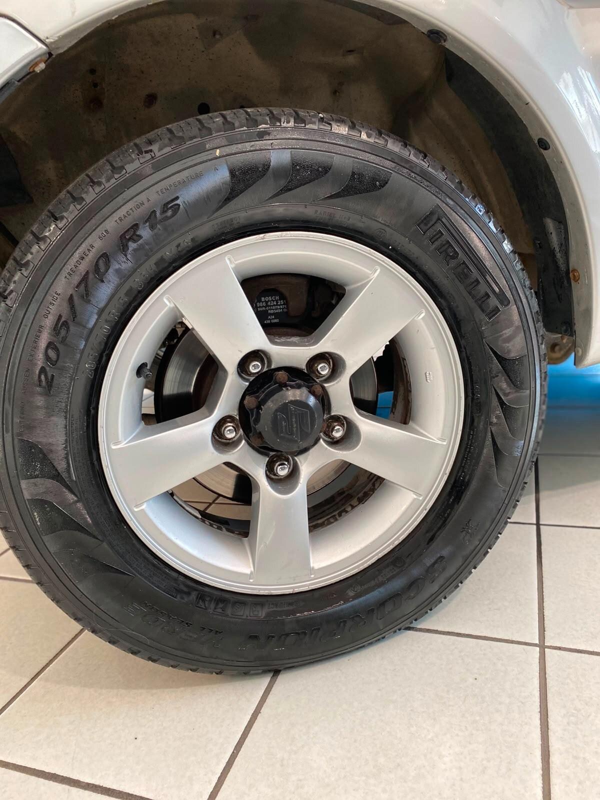 Suzuki Jimny 1.5 DDiS cat 4WD JLX