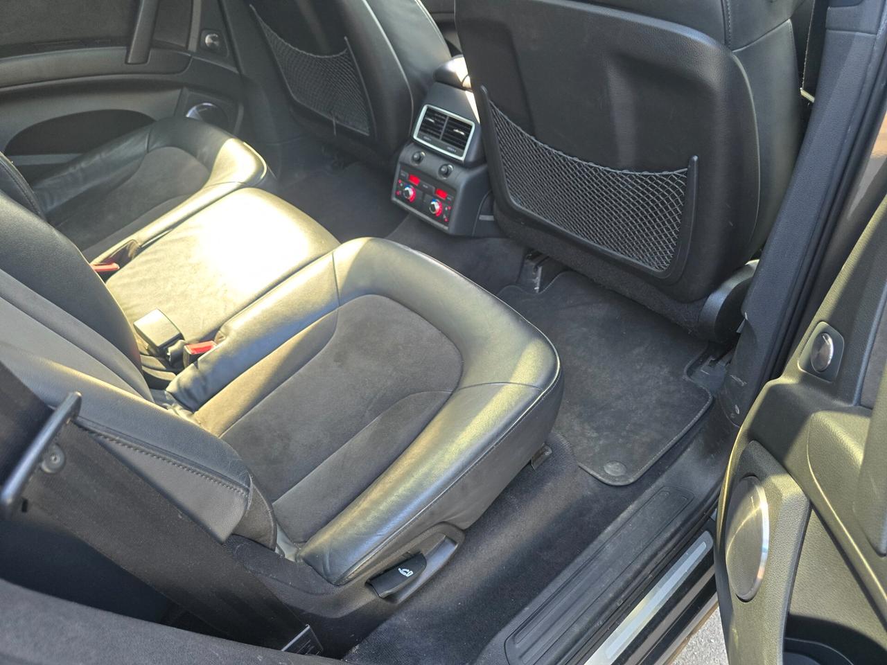 Audi Q7 3.0 V6 TDI 240 CV quattro tiptronic GANCIO TRAINO