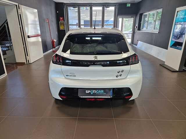 Peugeot 208 motore elettrico 136 CV 5 porte Allure Pack