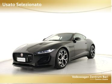 Jaguar F-Type coupe 2.0 i4 r-dynamic rwd 300cv auto