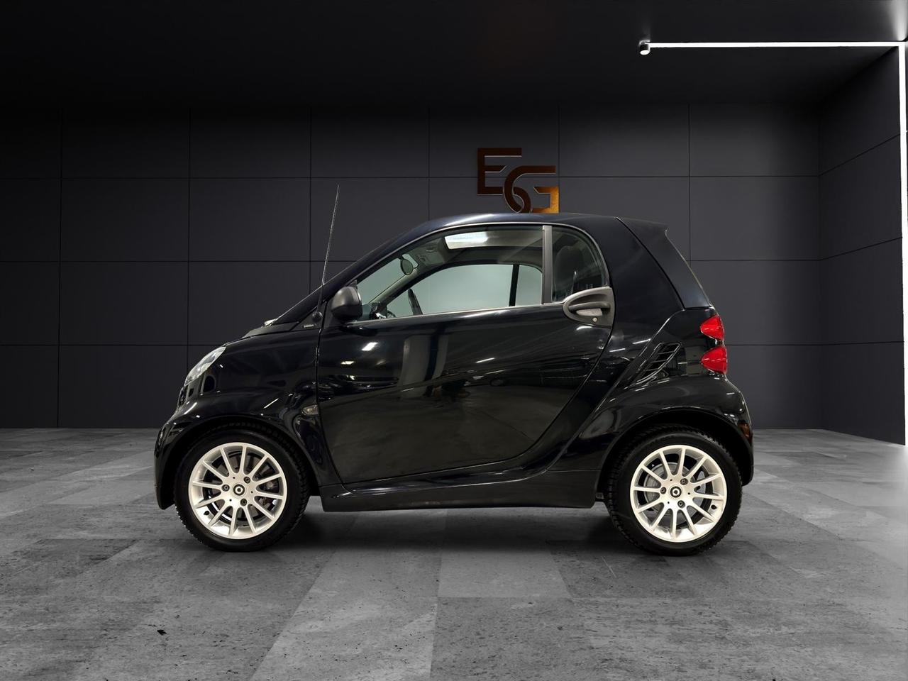Smart ForTwo 1000 52 kW MHD coupé passion