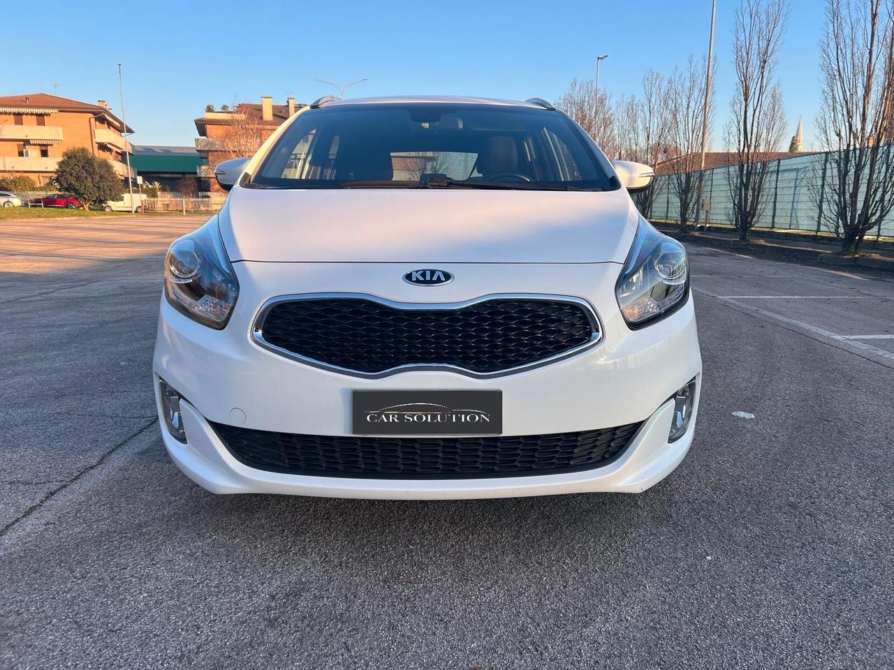 Kia Carens 1.7crdi 115cv GANCIO TRAINO-OK NEOPATENTATI