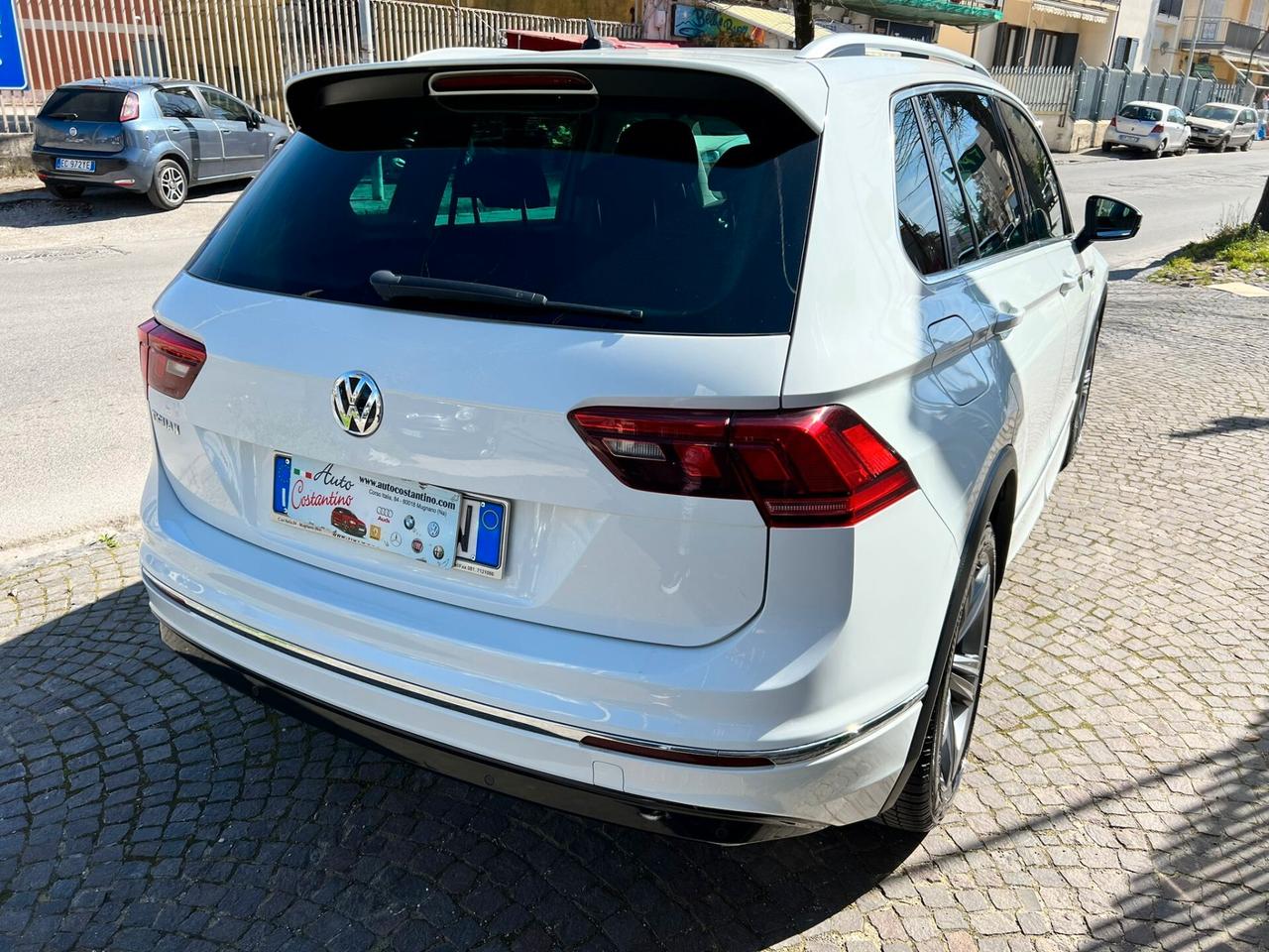 Volkswagen Tiguan 2.0 TDI SCR DSG 4MOTION Sport BMT