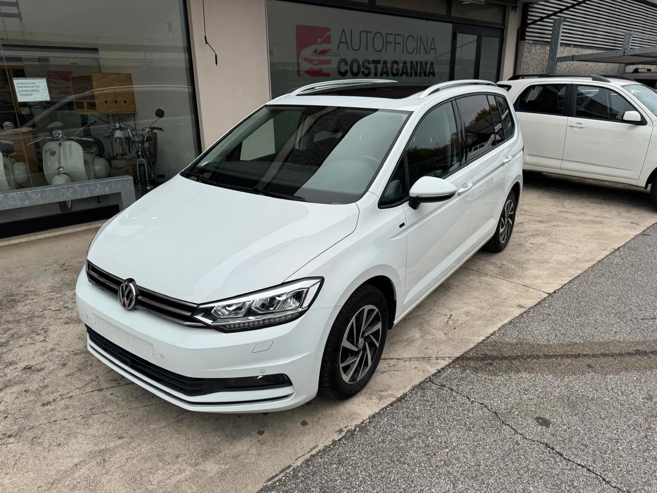 Volkswagen Touran 1.6 TDI 115 CV SCR DSG 7 Posti