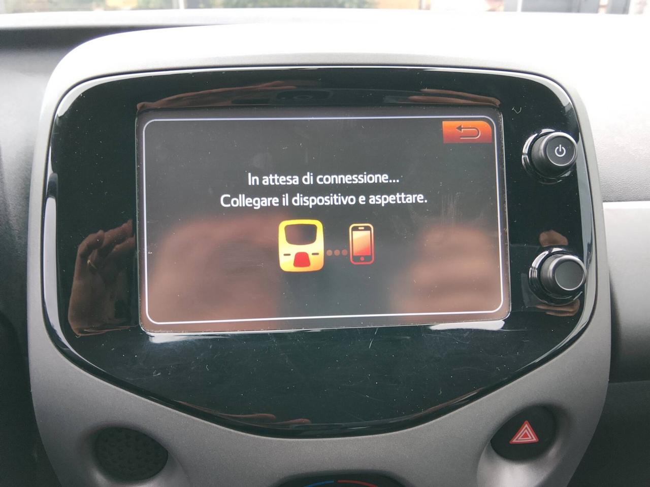 Toyota Aygo 1.0 VVT-i 69 CV 5 porte x-cool
