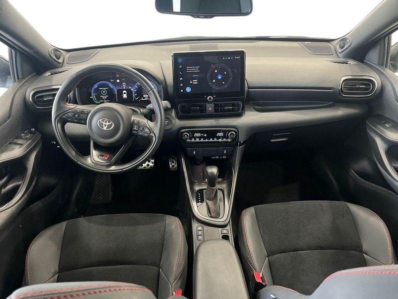 Toyota Yaris Yaris 1.5h 130 GR Sport