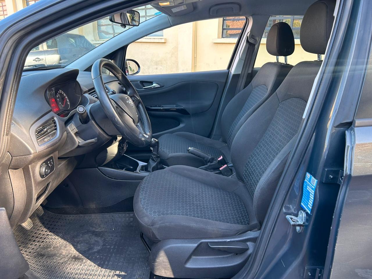 Opel Corsa Anno 2015 1.2 Benzina 5 porte 95.000 Km