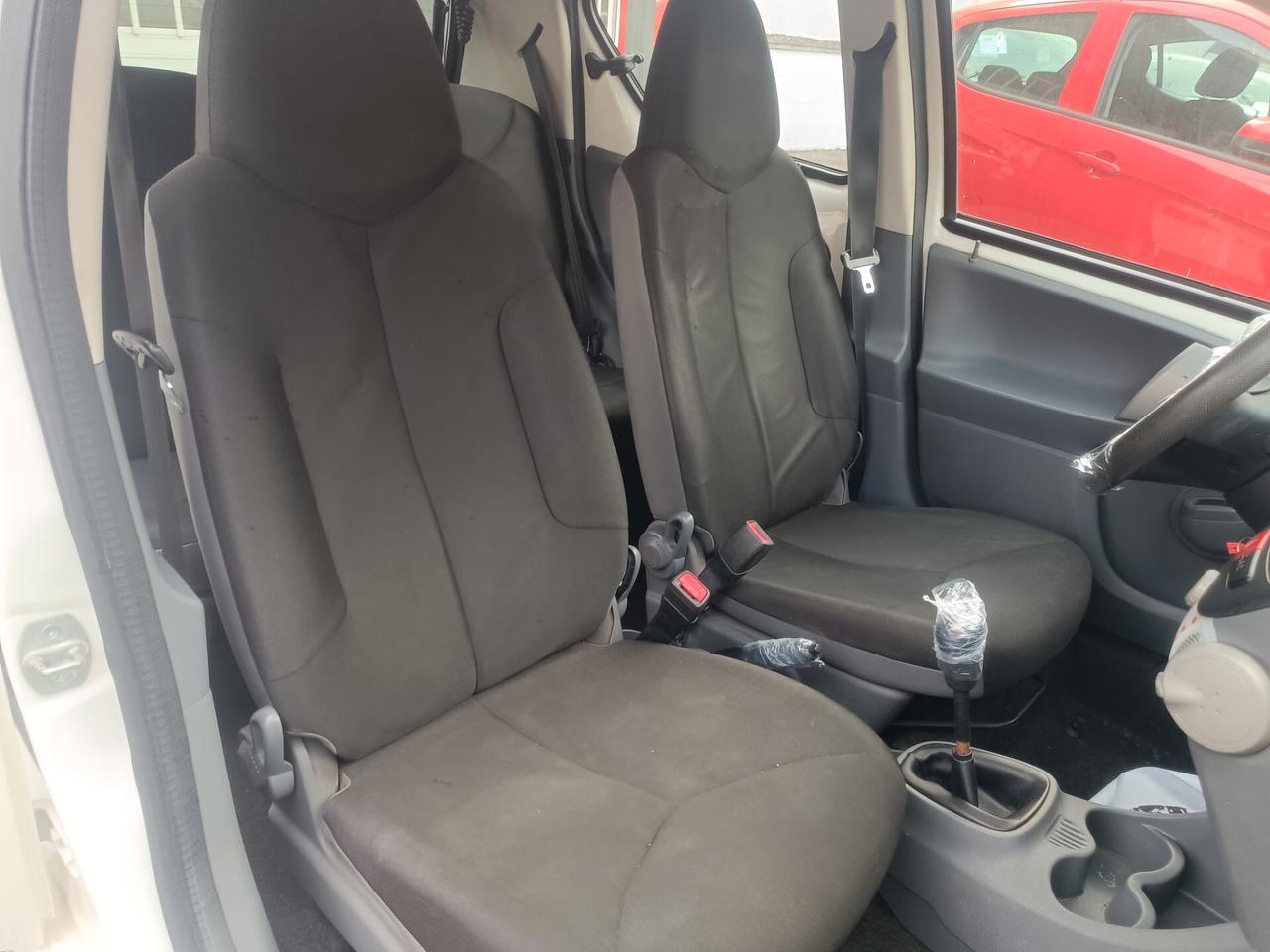 Toyota Aygo 1.0 12V VVT-i 5 porte Now