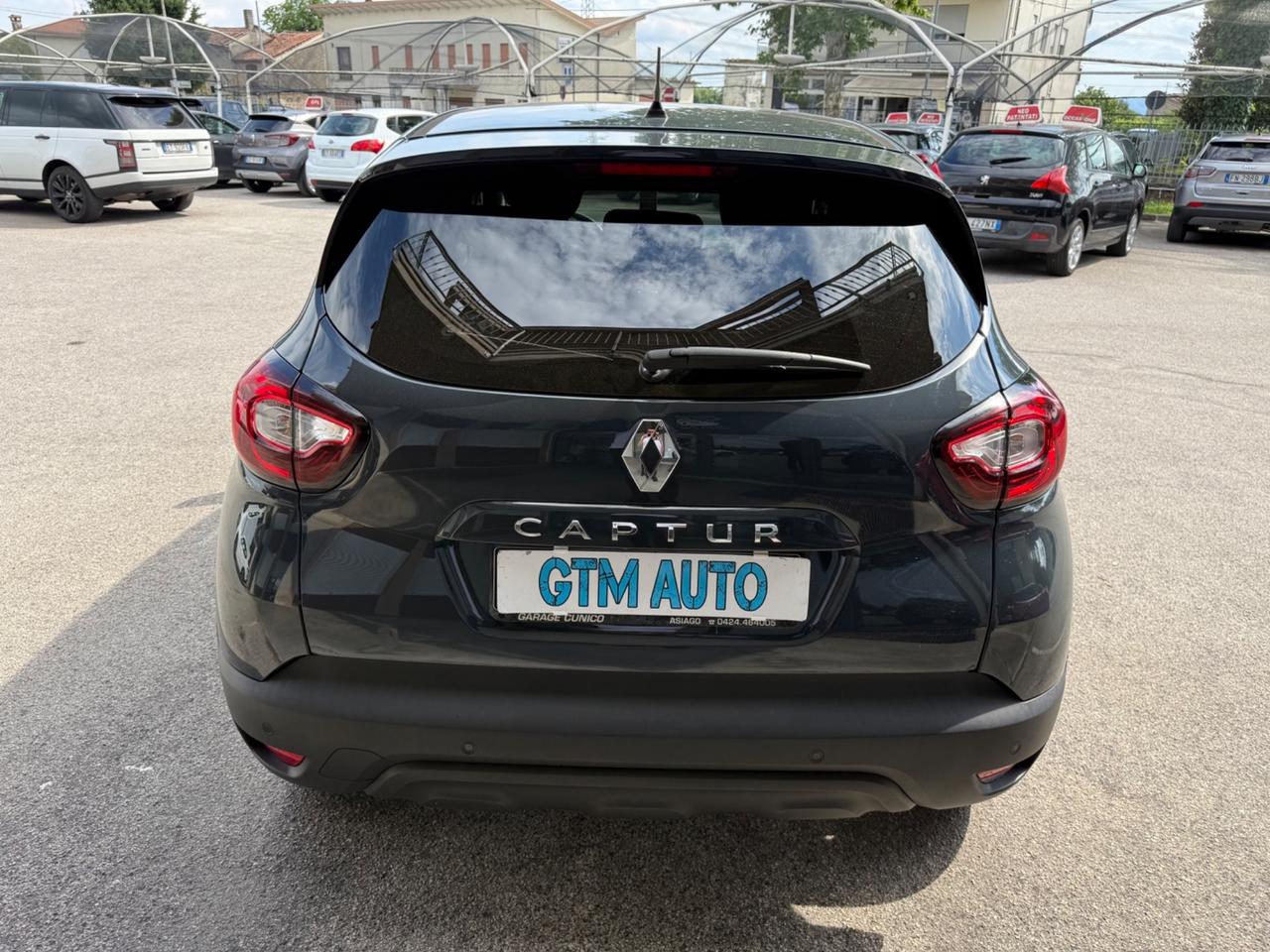 Renault Captur TCe 12V 90 CV Life - OK Neopatentati