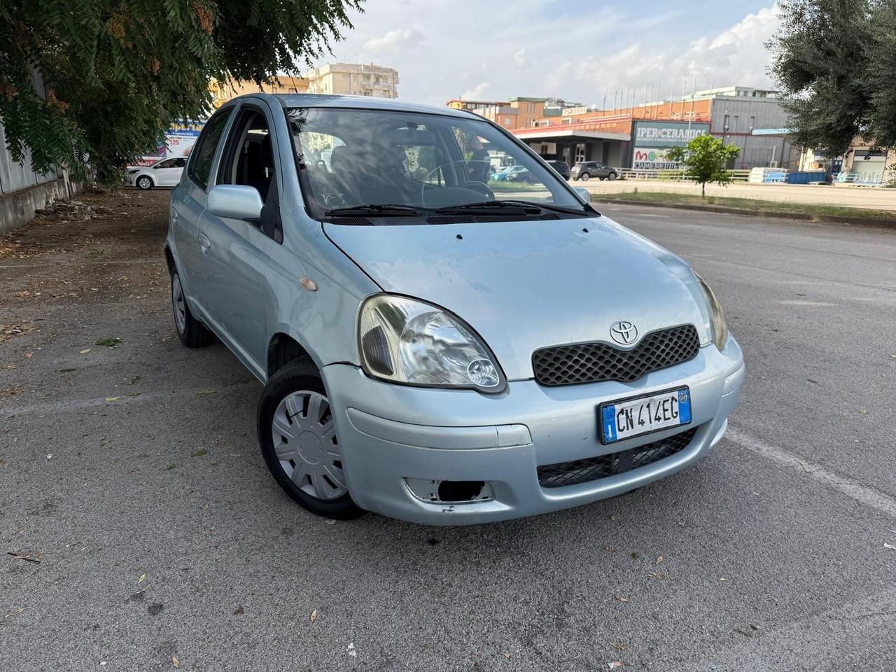 Toyota Yaris 1.4 tdi D-4D cat 5 porte 75cv