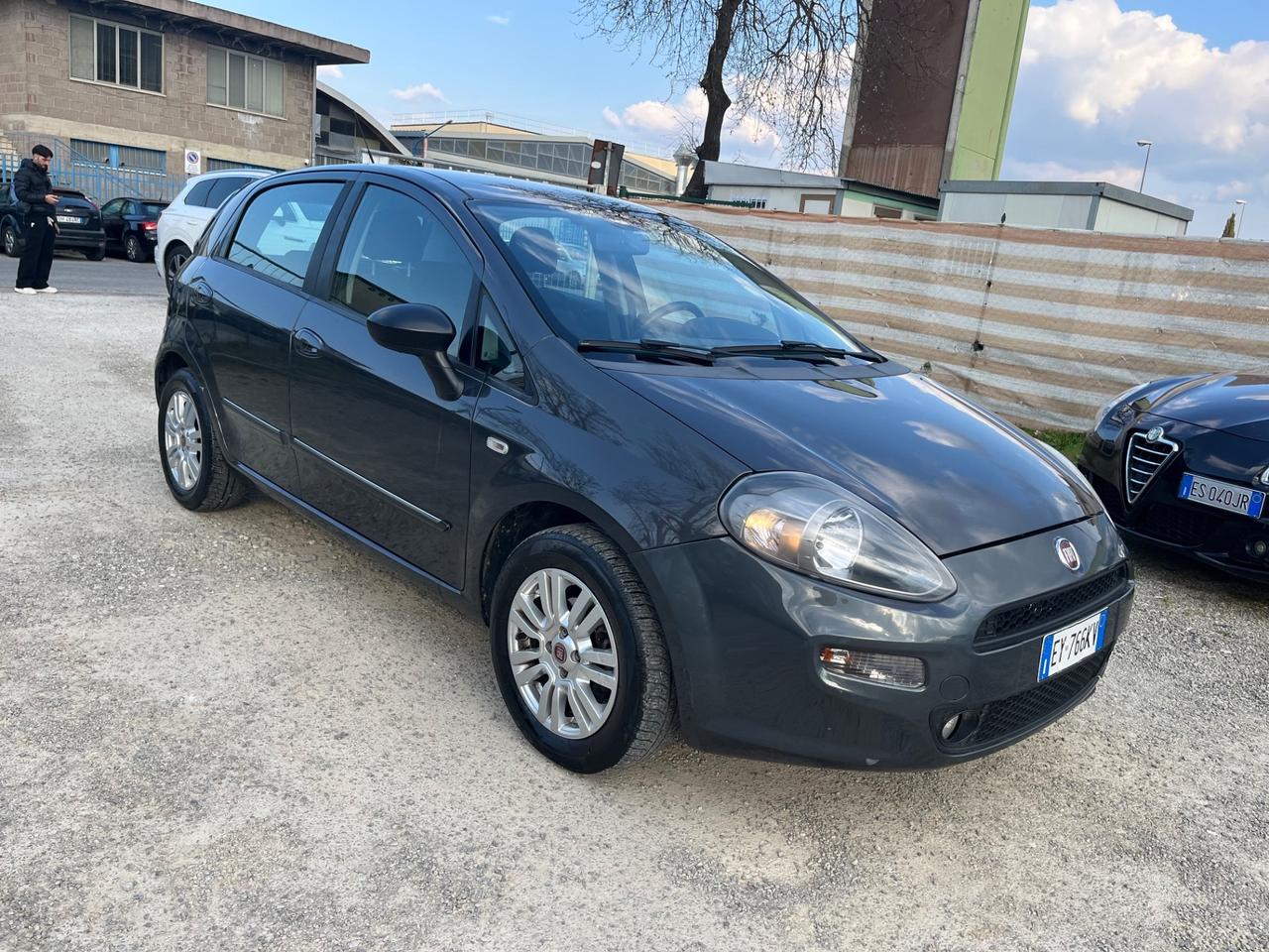Fiat Punto 1.2 8V 5 porte Lounge 2015 123.000 km