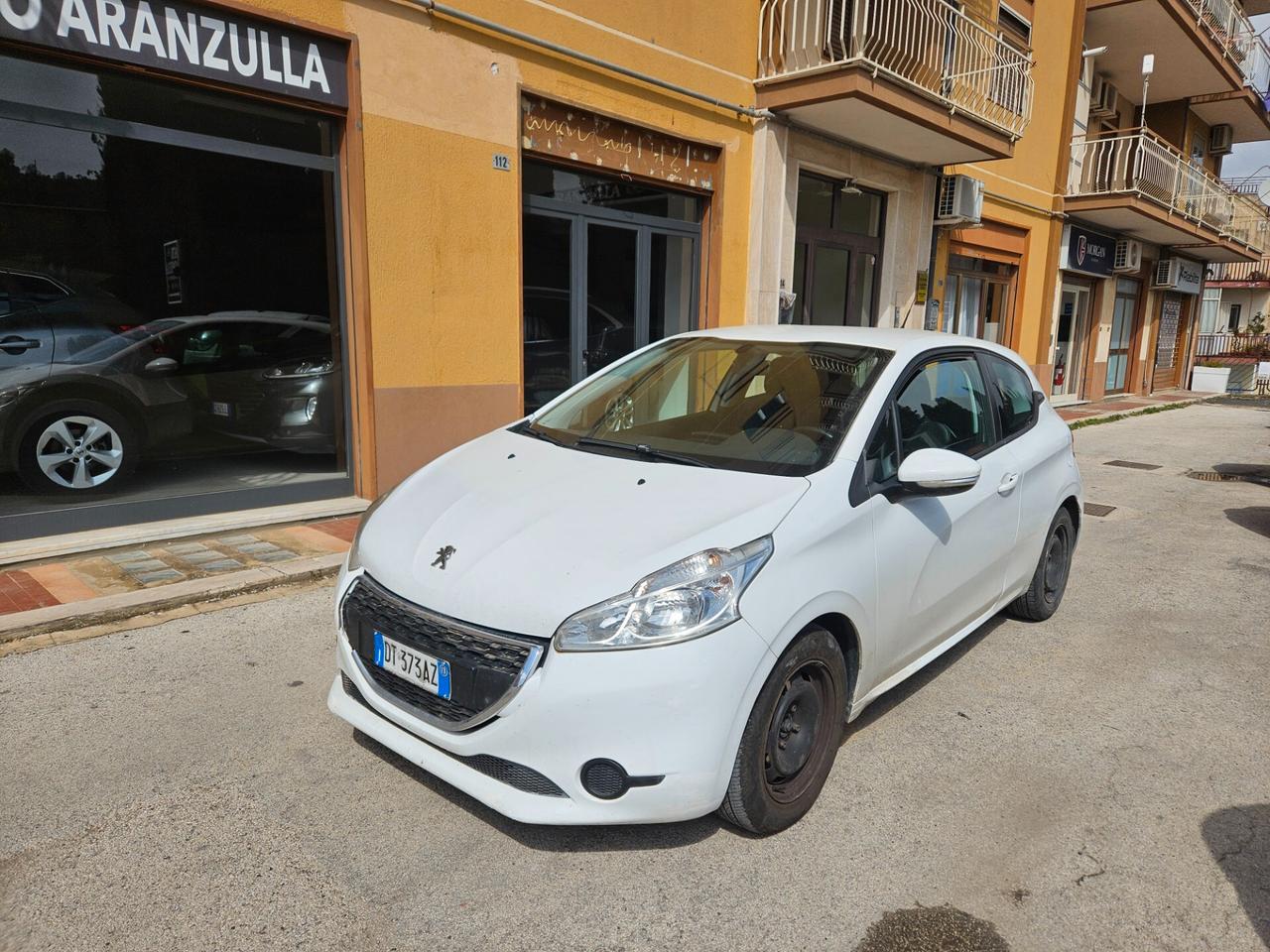 PEUGEOT 208 1200 BENZINA 82 CV UNICO PROPRIETARIO