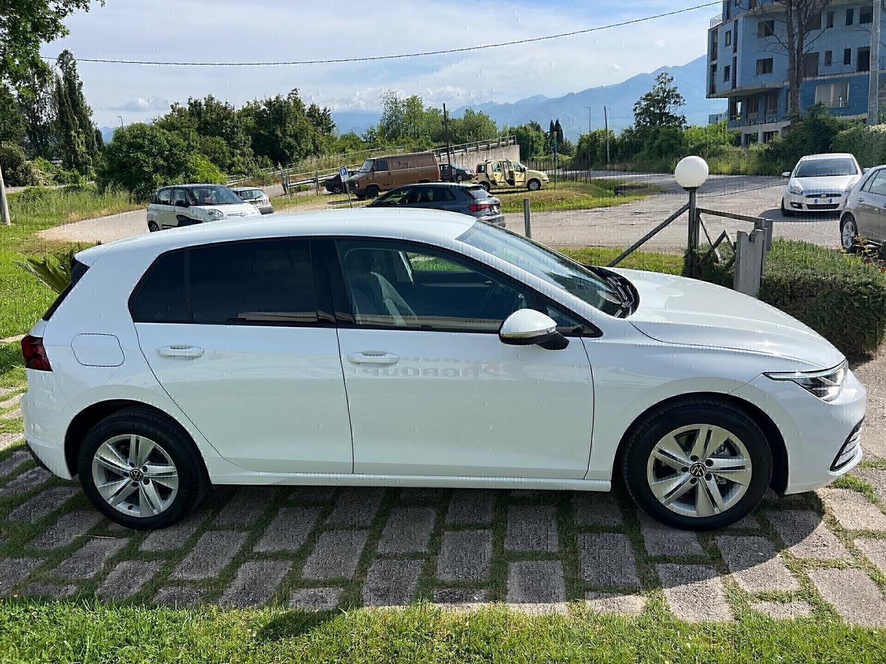 VW Golf 1.0 TSI 110CV EVO Life-2022"KM 59.000"